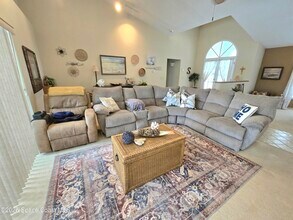 1263 Silver Lake Dr in Melbourne, FL - Building Photo - Building Photo