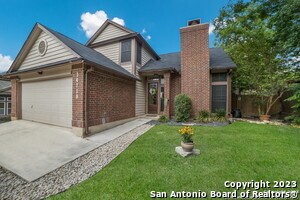 14718 Hillside View in San Antonio, TX - Building Photo