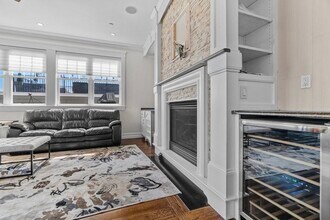 161 Tudor St, Unit 4A in Boston, MA - Foto de edificio - Building Photo