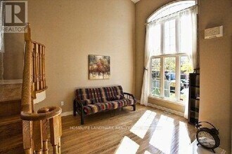 28 Gemini Crescent in Richmond Hill, ON - Building Photo - Building Photo