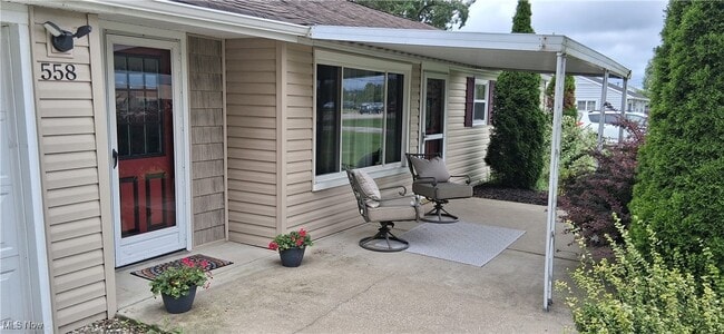 558 Frost Rd in Streetsboro, OH - Building Photo - Building Photo