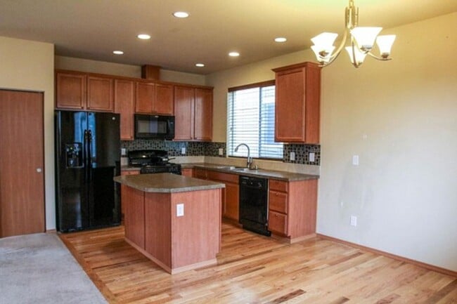 property at 9922 1st Pl W