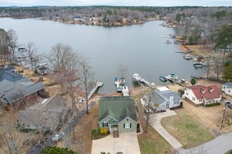 215 Mariners Pointe Rd in Prosperity, SC - Building Photo - Building Photo