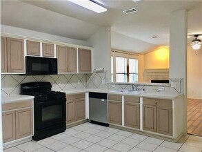 9217 Warren Dr in McKinney, TX - Building Photo - Building Photo