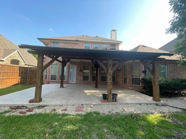 15702 Crown Cove Ln in Frisco, TX - Building Photo - Building Photo