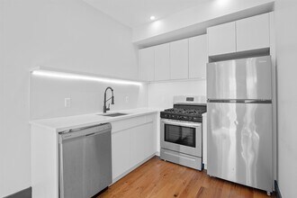 51 Harrison Ave-Unit -304 in Jersey City, NJ - Building Photo - Building Photo