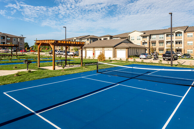 The Trails at the Crossings in Springdale, AR - Foto de edificio - Building Photo