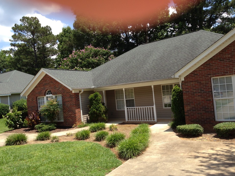 203 Ashley Ln, Unit 1137 in Laurens, SC - Foto de edificio