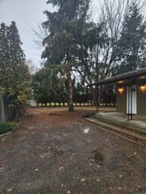 4302 West Way in Yakima, WA - Building Photo - Building Photo