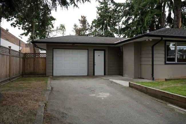 11940 96 Av in Delta, BC - Building Photo - Building Photo