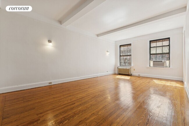 property at 175 W 76th St
