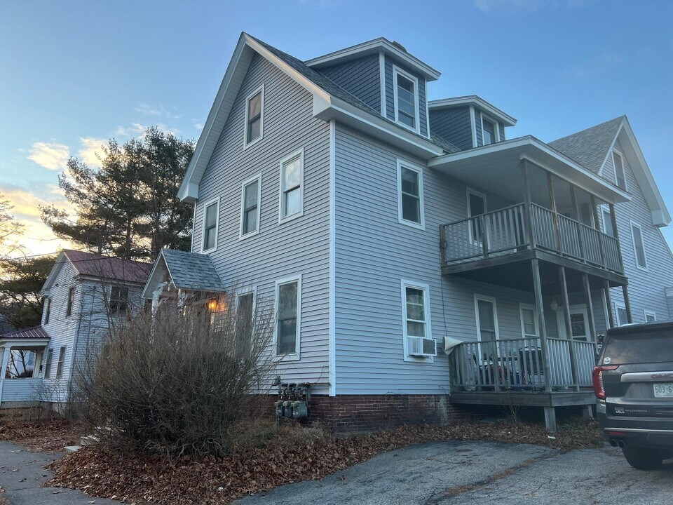 50 Franklin St in Concord, NH - Building Photo