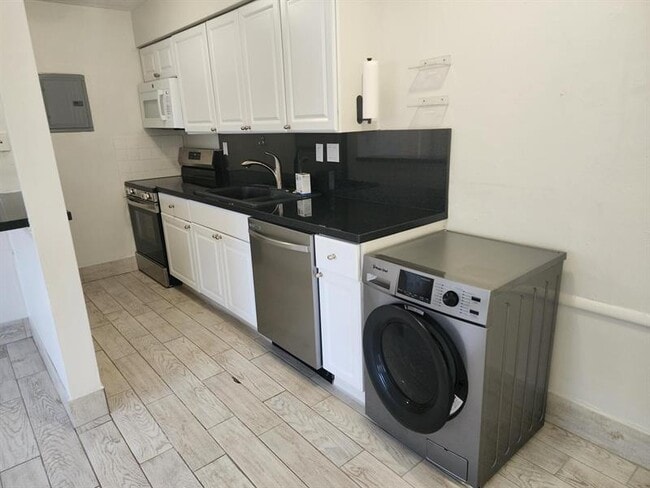 property at 340 SW 16th Ct