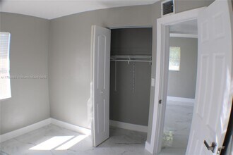 515 S 61st Ter in Hollywood, FL - Building Photo - Building Photo