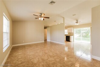 4110 20th St SW in Lehigh Acres, FL - Building Photo - Building Photo