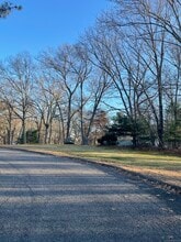 74 Baxter Rd in Mansfield, CT - Building Photo - Building Photo