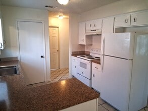 1701 Lenox Ave in Killeen, TX - Building Photo - Building Photo