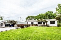 19 Little Lake Cir