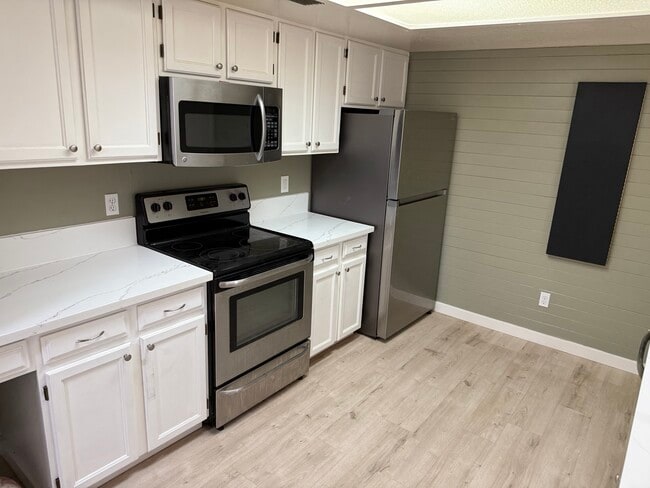 property at 4203 N River Grove Cir