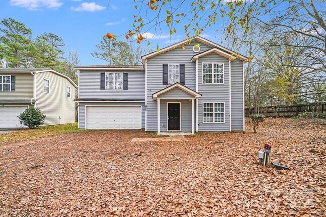 property at 814 Mt Holly-Huntersville Rd