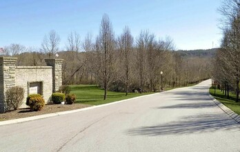 Blackberry Creek Apartments in Soddy Daisy, TN - Foto de edificio - Building Photo