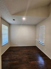 2610 Garrettson Dr in Austin, TX - Building Photo - Building Photo