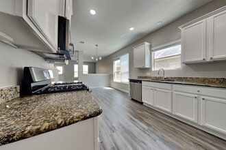 12915 Madison Boulder Ln in Humble, TX - Building Photo - Building Photo