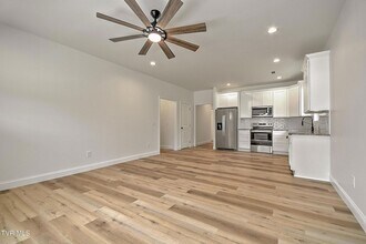 703 Swadley Rd in Johnson City, TN - Foto de edificio - Building Photo