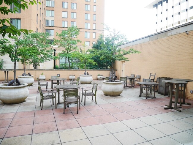 6506 America Blvd in Hyattsville, MD - Building Photo - Building Photo