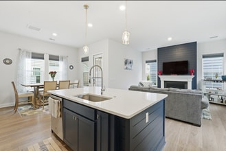 188 Hawthorn Ln in Hardeeville, SC - Foto de edificio - Building Photo