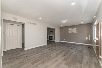 2285 Hill House Rd in Chesterfield, MO - Building Photo - Building Photo