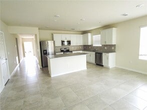 514 Citrus Isle Blvd in Davenport, FL - Building Photo - Building Photo