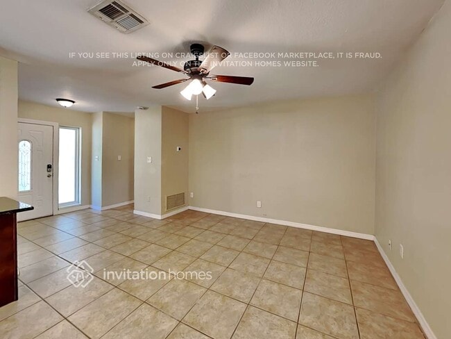 1449 Spring Ln in Clearwater, FL - Foto de edificio - Building Photo