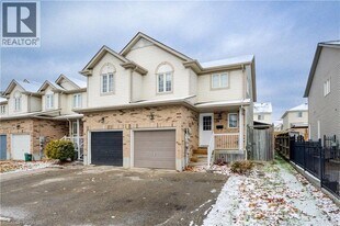 68 Foxglove Crescent in Kitchener, ON - Building Photo