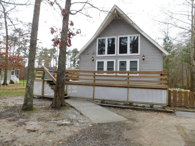 property at 392 Holiday Ln
