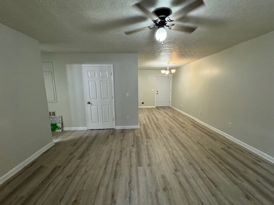 1680 High Falls Rd in Griffin, GA - Building Photo