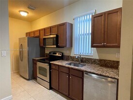 9204 SW 170th Ct in Miami, FL - Building Photo