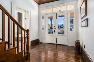 120 S Cherokee St in Jonesborough, TN - Building Photo - Building Photo