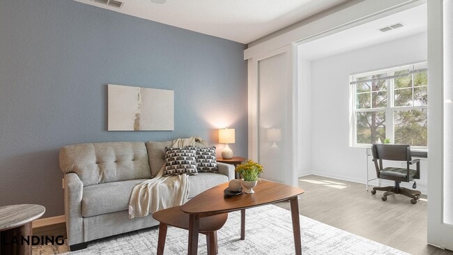 1595 Marden Rdg Lp, Unit 1560-313