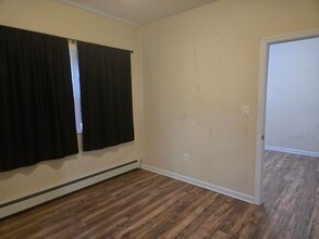 2 Carlisle Pl in Yonkers, NY - Building Photo - Building Photo
