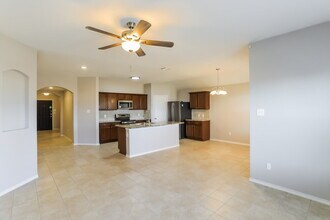 806 Platinum Dr in Princeton, TX - Building Photo - Building Photo