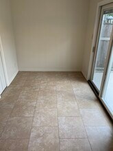 3214 Crosscreek Dr in Austin, TX - Building Photo - Building Photo