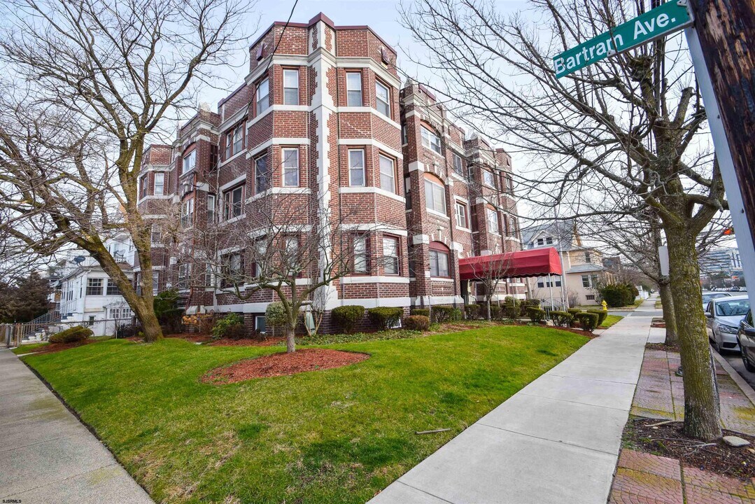 4401 Atlantic Ave in Atlantic City, NJ - Building Photo