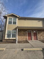 936 W 8th St in Junction City, KS - Building Photo