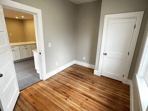 1284 Commonwealth Ave, Unit 6 in Boston, MA - Building Photo - Building Photo