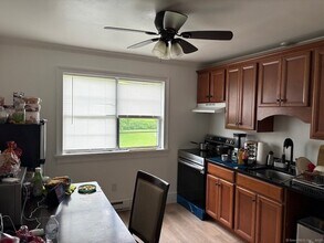 28 Belair Dr, Unit 28 in New Milford, CT - Building Photo - Building Photo