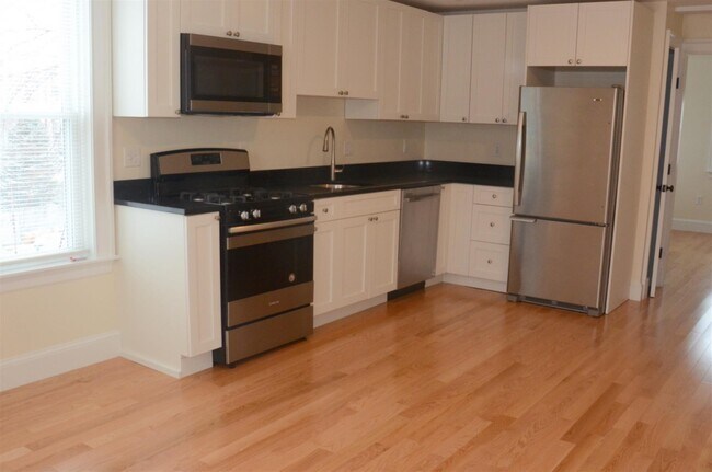 property at 20 Putnam St