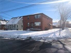 105 Fernald Ave in West Seneca, NY - Building Photo