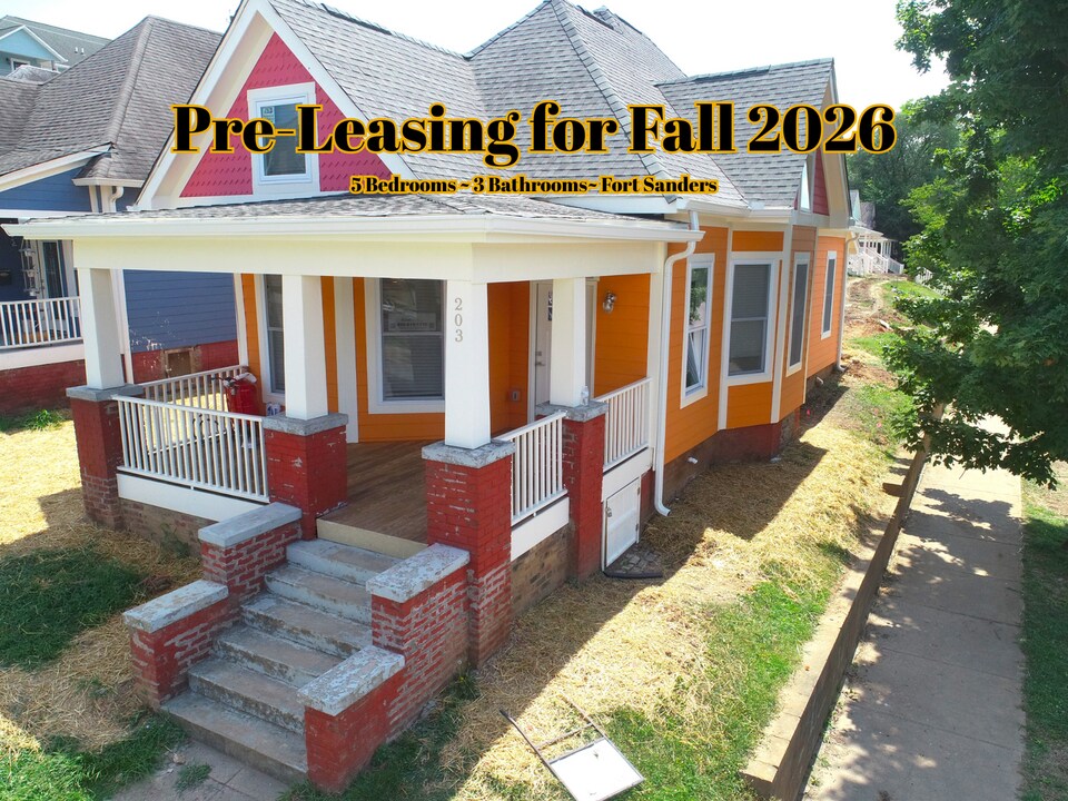 203 16th St in Knoxville, TN - Building Photo