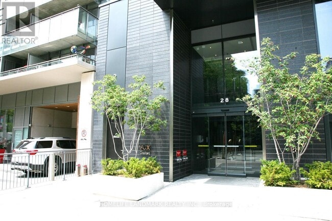 28 Wellesley St E in Toronto, ON - Building Photo - Building Photo